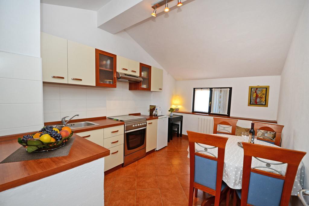 Apartment Lili Poreč Exterior foto